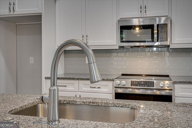 916 Walker Point Drive, Grovetown, GA 30813
