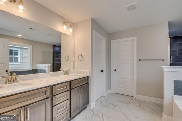 916 Walker Point Drive, Grovetown, GA 30813