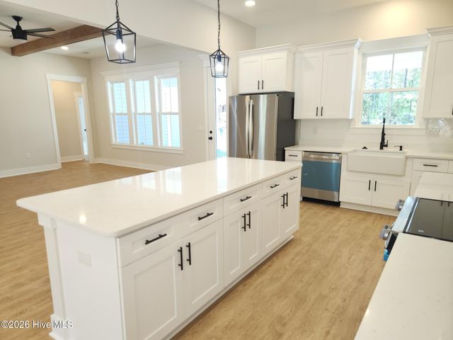 181 Crossroad Drive NW, Calabash, NC 28467
