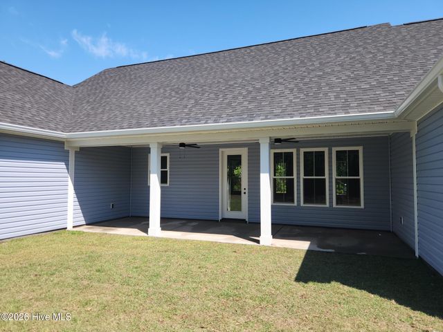 181 Crossroad Drive NW, Calabash, NC 28467