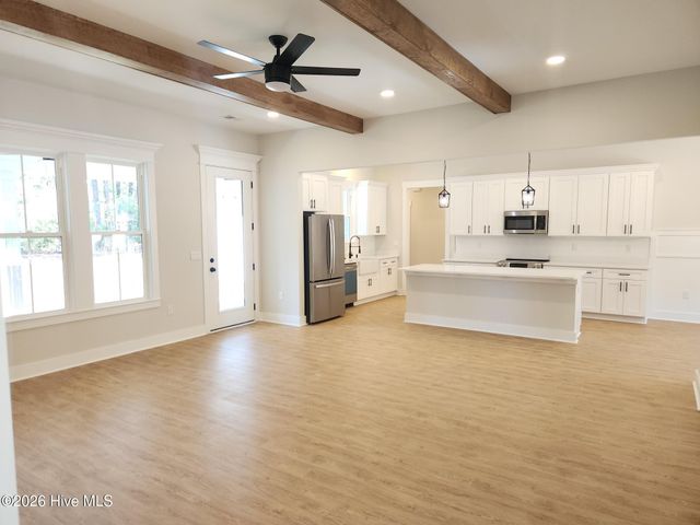 181 Crossroad Drive NW, Calabash, NC 28467