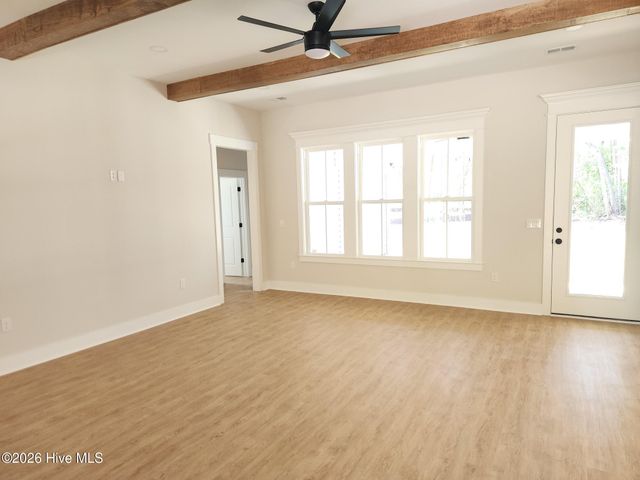 181 Crossroad Drive NW, Calabash, NC 28467