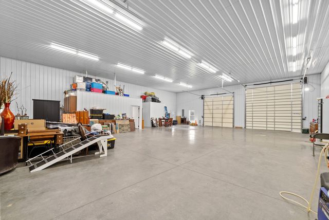 890 Iron Workers Rd, Clarksville, TN 37043