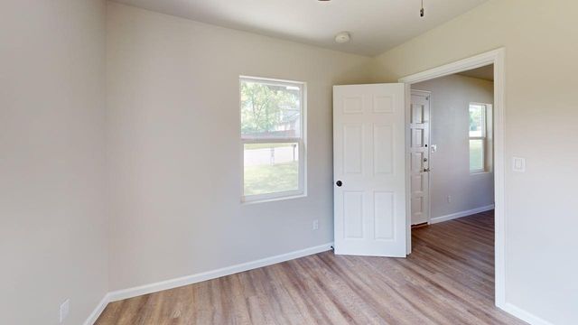 519 E Gandy Street, Denison, TX 75021