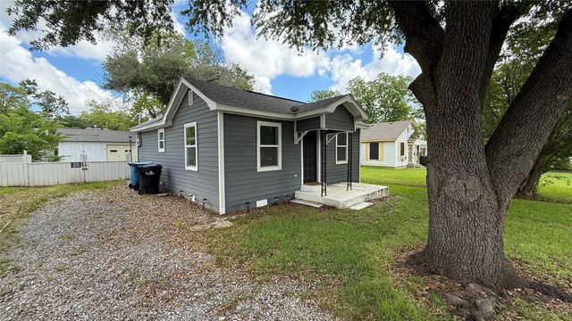 519 E Gandy Street, Denison, TX 75021