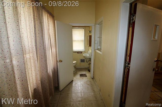 245 Woodland Street, Detroit, MI 48202