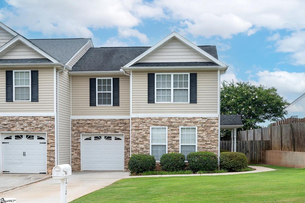 212 Marshland Lane, Greer, SC 29650