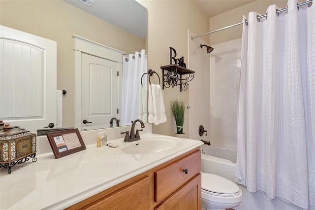 17932 Edgewood WAY, Jonestown, TX 78645