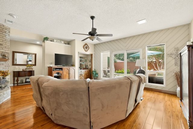 1808 Cherbourg Drive, Plano, TX 75075