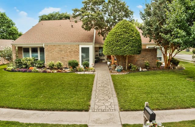 1808 Cherbourg Drive, Plano, TX 75075