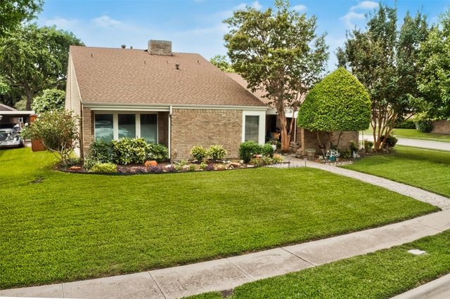 1808 Cherbourg Drive, Plano, TX 75075