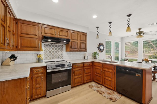 1808 Cherbourg Drive, Plano, TX 75075