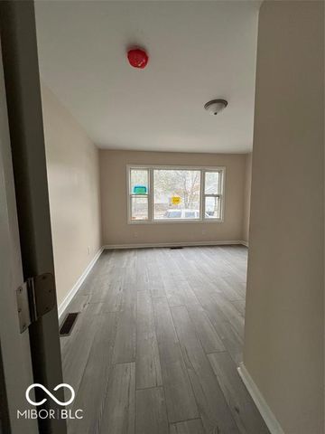 2205 Hendricks Street, Anderson, IN 46016