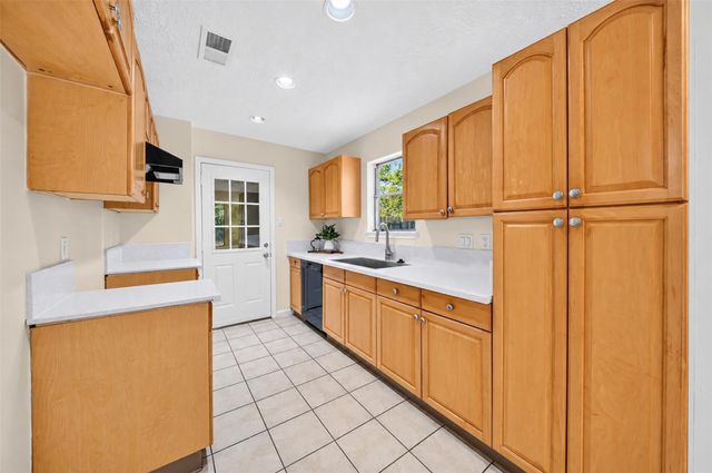 9902 Jademont Lane, Houston, TX 77070