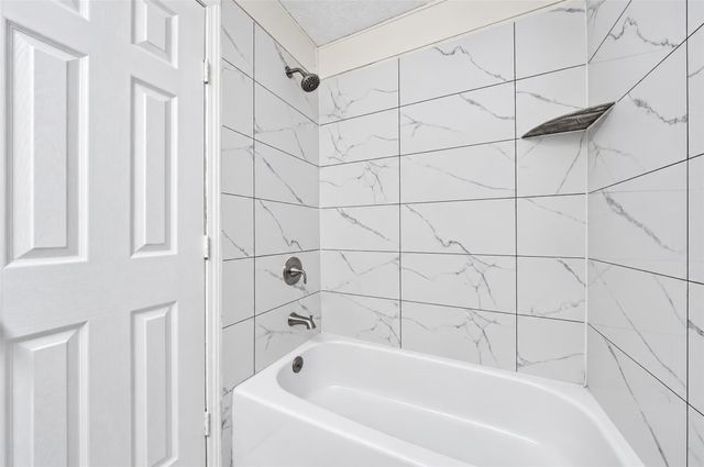 9902 Jademont Lane, Houston, TX 77070