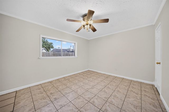 9902 Jademont Lane, Houston, TX 77070