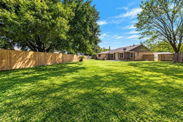 9902 Jademont Lane, Houston, TX 77070
