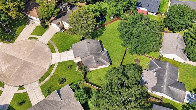 9902 Jademont Lane, Houston, TX 77070