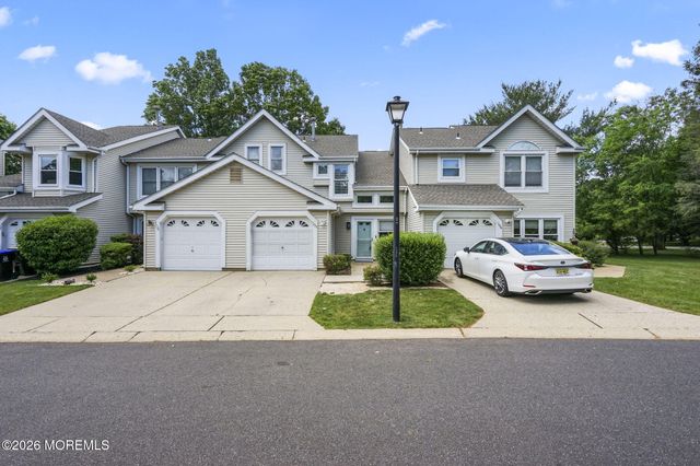 105 Lloyd Court, East Brunswick, NJ 08816
