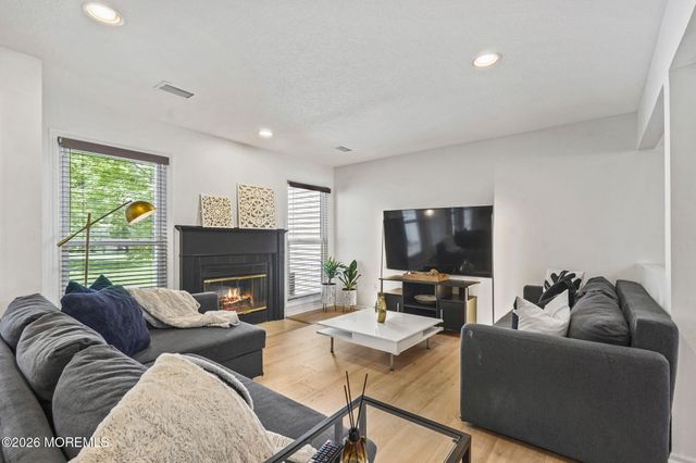 105 Lloyd Court, East Brunswick, NJ 08816