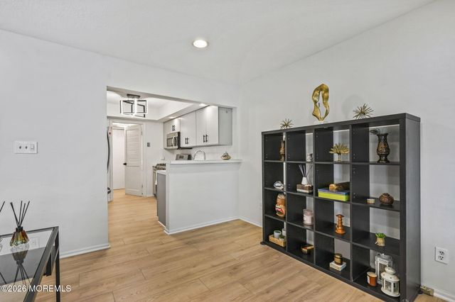 105 Lloyd Court, East Brunswick, NJ 08816