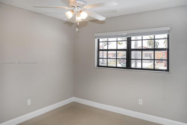 8806 NW 114th Ter, Hialeah Gardens, FL 33018