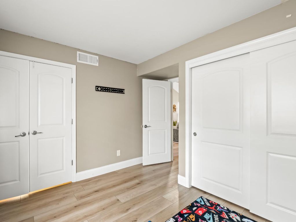 Image 16 of property listing at 5455 N Marty Avenue # 110, Fresno, CA 93711