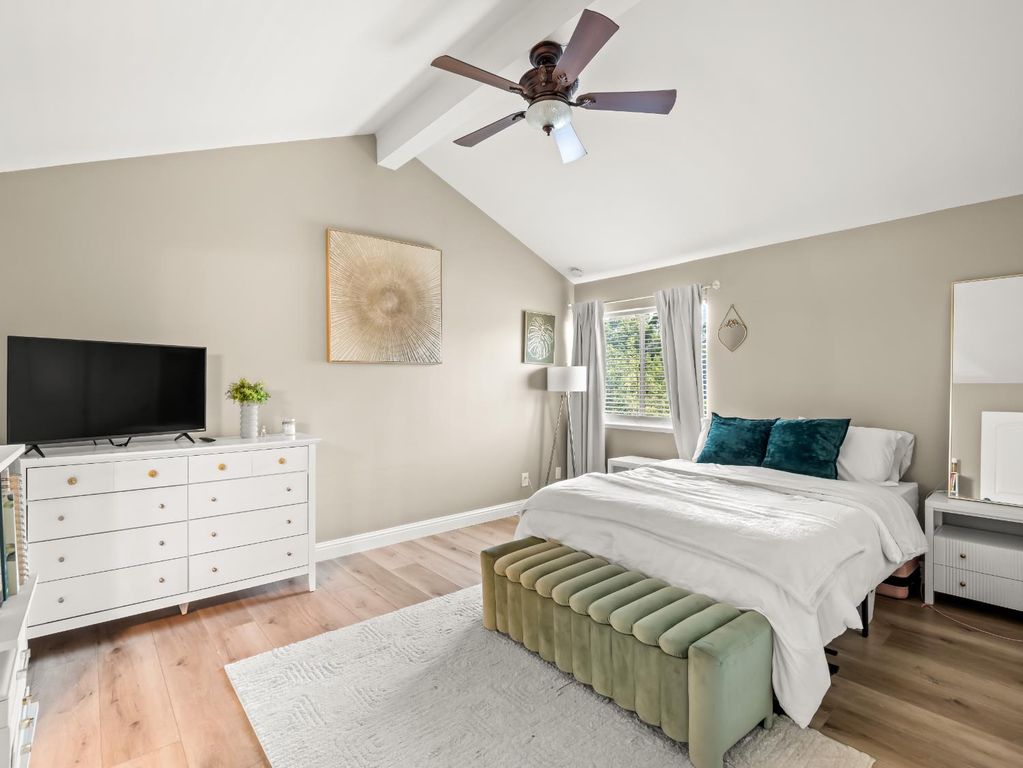 Image 19 of property listing at 5455 N Marty Avenue # 110, Fresno, CA 93711