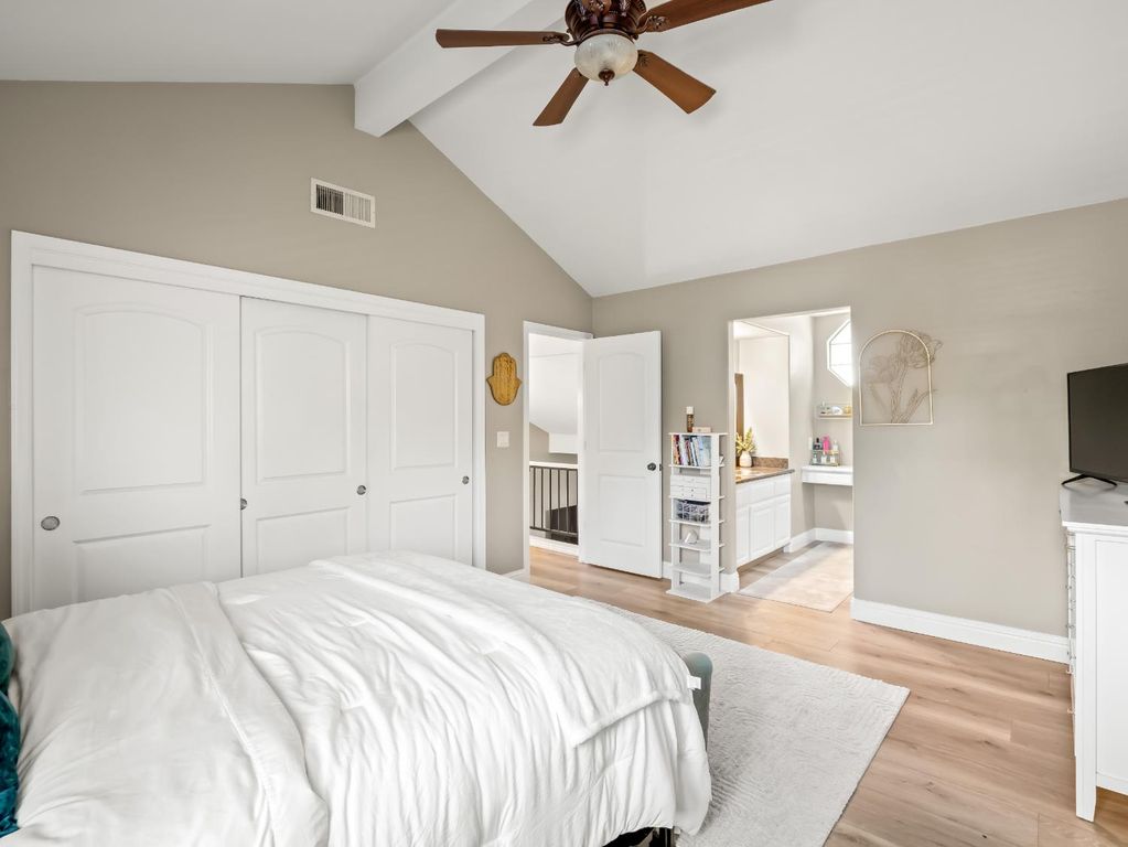 Image 20 of property listing at 5455 N Marty Avenue # 110, Fresno, CA 93711
