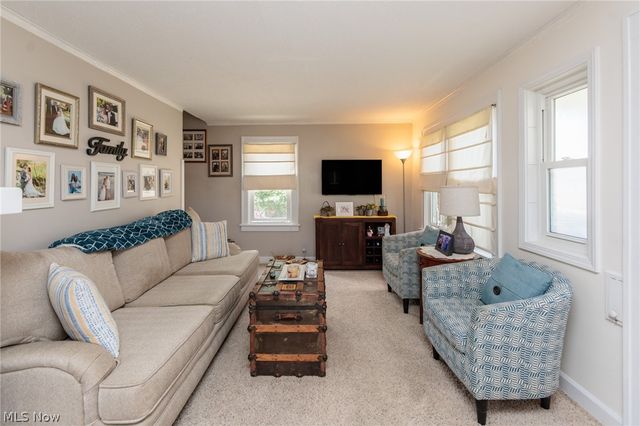 5364 Summit Road, Lyndhurst, OH 44124