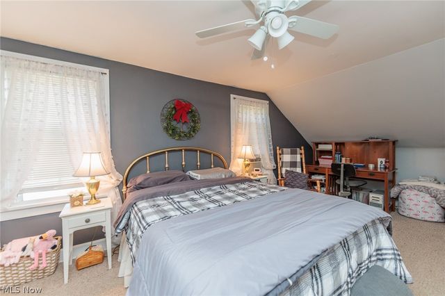 5364 Summit Road, Lyndhurst, OH 44124