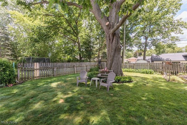 5364 Summit Road, Lyndhurst, OH 44124