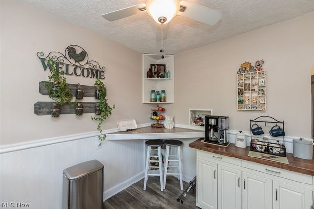 5364 Summit Road, Lyndhurst, OH 44124