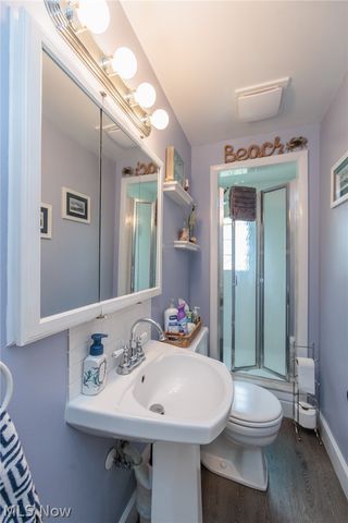 5364 Summit Road, Lyndhurst, OH 44124