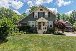 5364 Summit Road, Lyndhurst, OH 44124