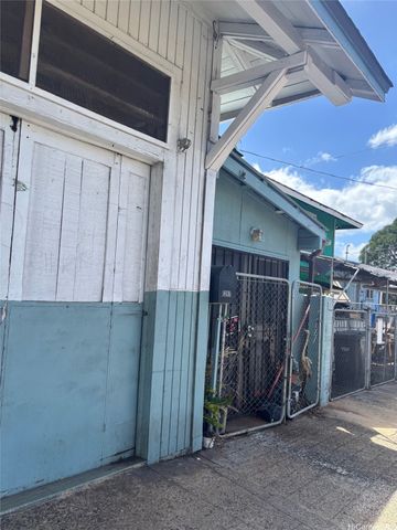 1247 Gulick Avenue, Honolulu, HI 96819