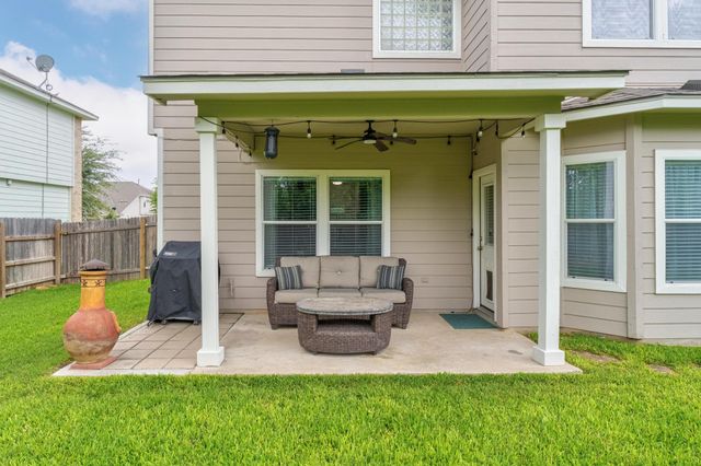 1107 Concan DR, Hutto, TX 78634