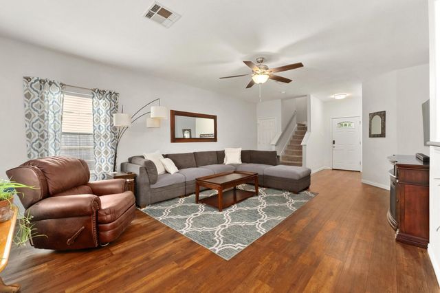 1107 Concan DR, Hutto, TX 78634
