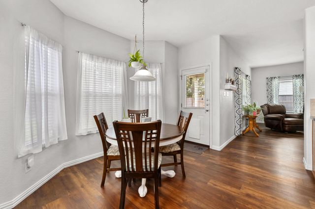 1107 Concan DR, Hutto, TX 78634