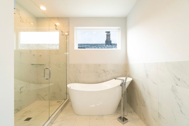 1920 S Shelby Court, Chicago, IL 60608