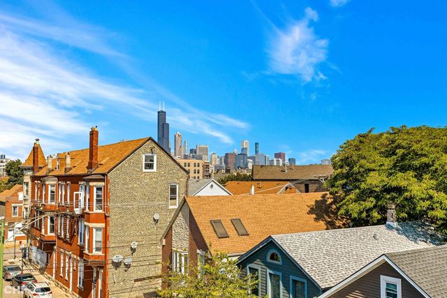 1920 S Shelby Court, Chicago, IL 60608