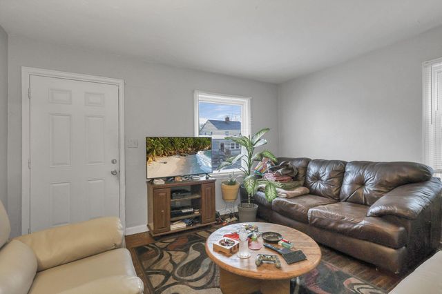 1671 E Whittier Street, Columbus, OH 43206