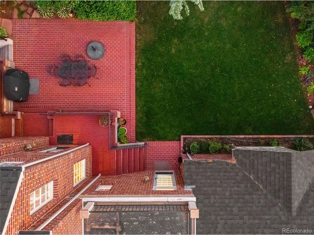 167 Bellaire St, Denver, CO 80220