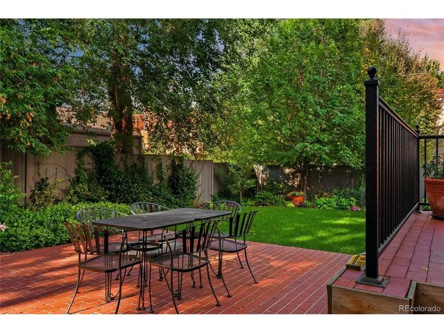 167 Bellaire St, Denver, CO 80220