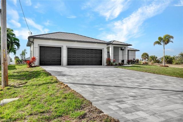 3210 SW 11th PL, Cape Coral, FL 33914