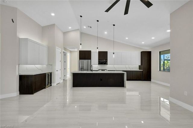 3210 SW 11th PL, Cape Coral, FL 33914