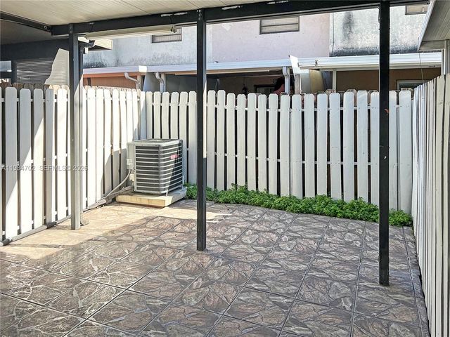 5447 W 22nd Ct 5447, Hialeah, FL 33016