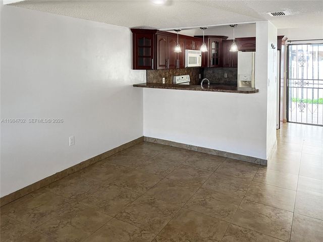 5447 W 22nd Ct 5447, Hialeah, FL 33016