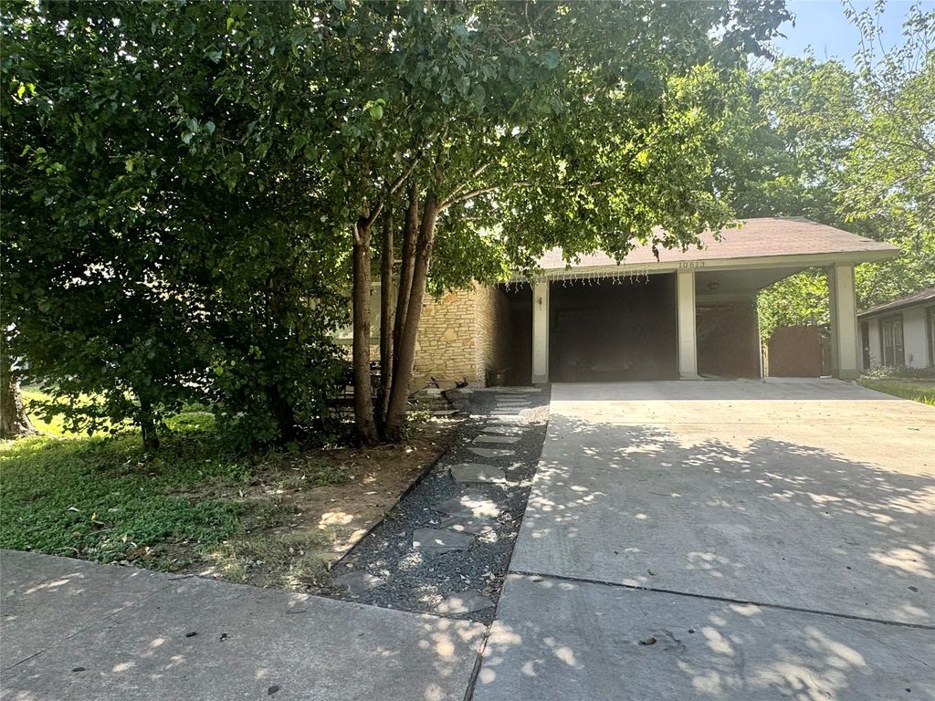 10613 Golden Quail DR A, Austin, TX 78758