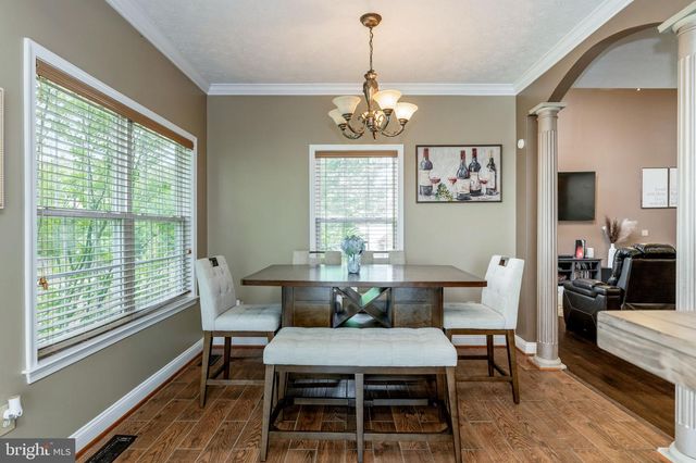 1005 GREAT OAKS LN, Fredericksburg, VA 22401